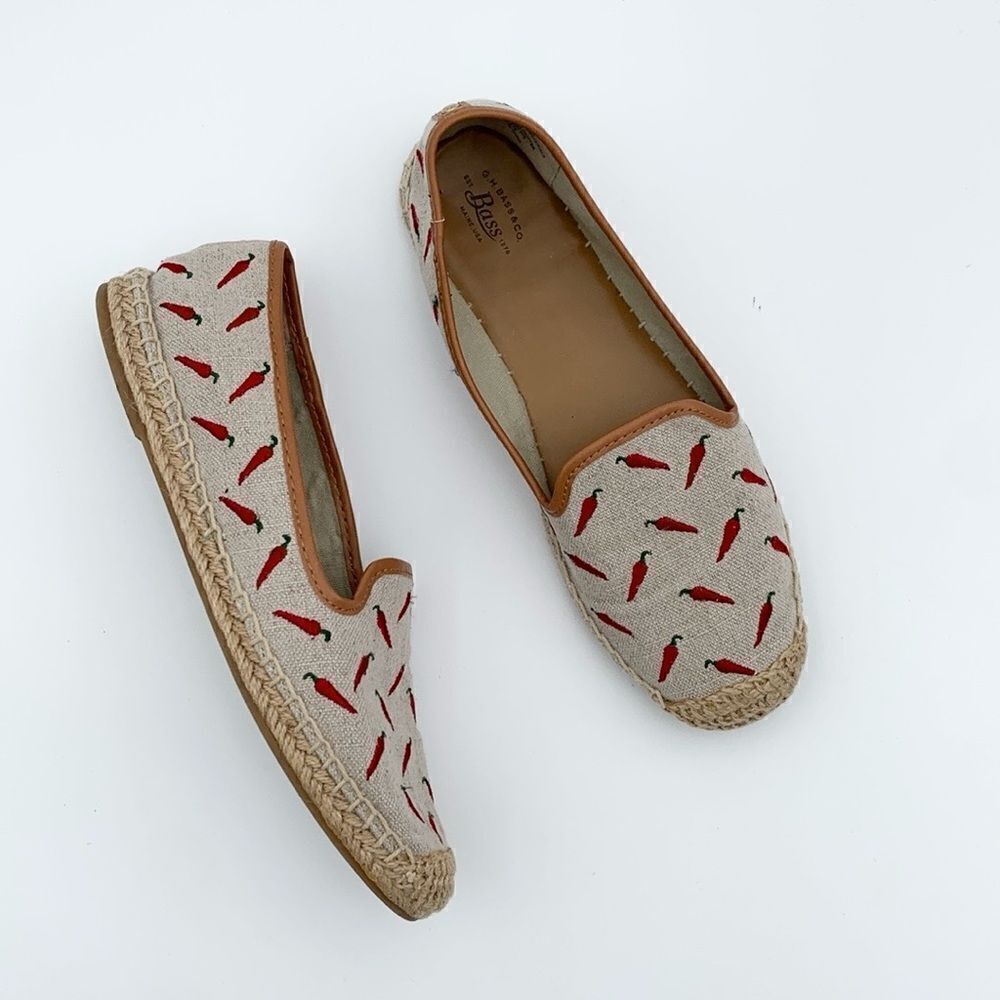 GH Bass Co chili pepper embroidered slip on espadrilles flats size 8.5